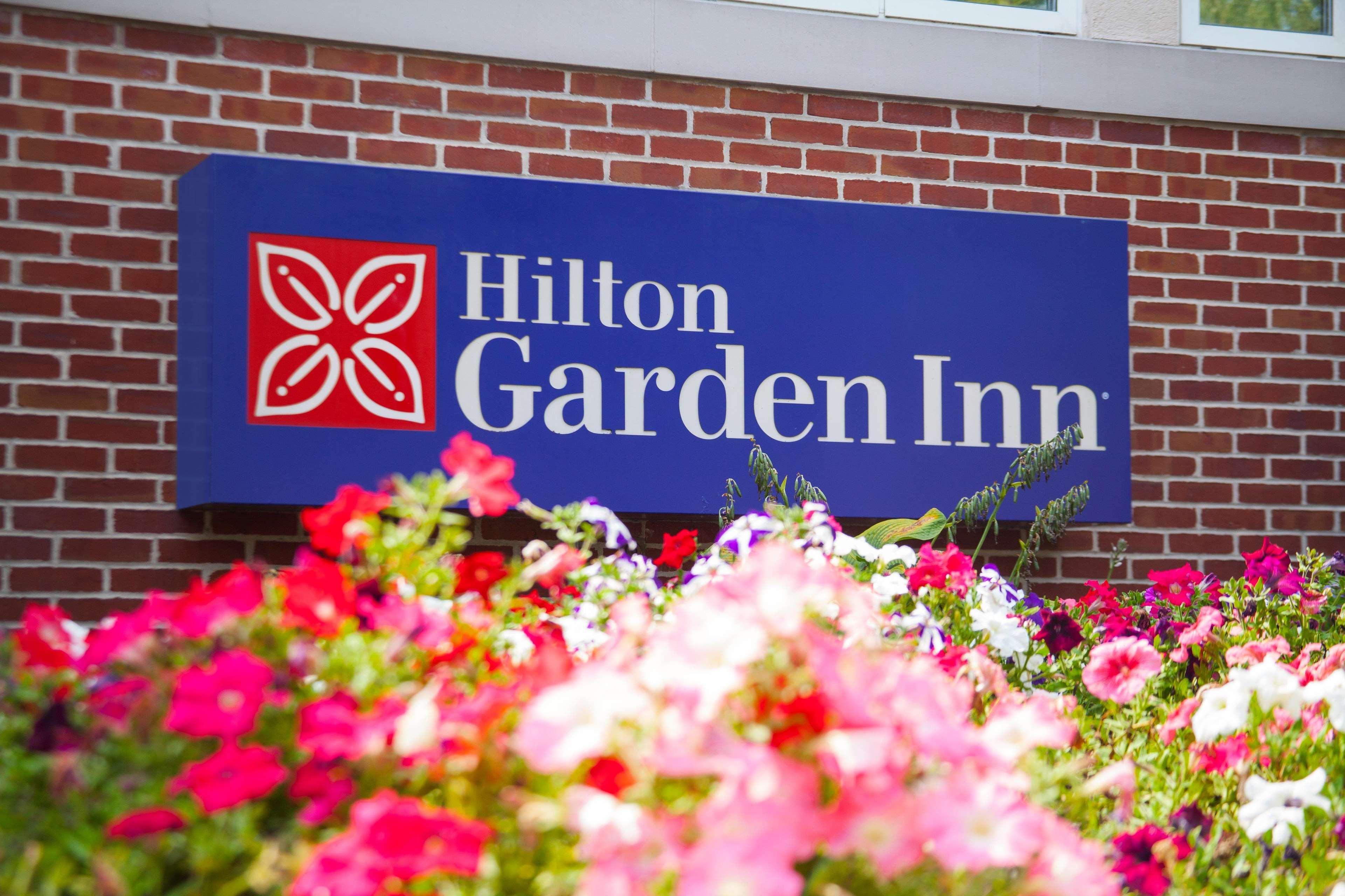 Hilton Garden Inn Lancaster Rohrerstown Exterior photo
