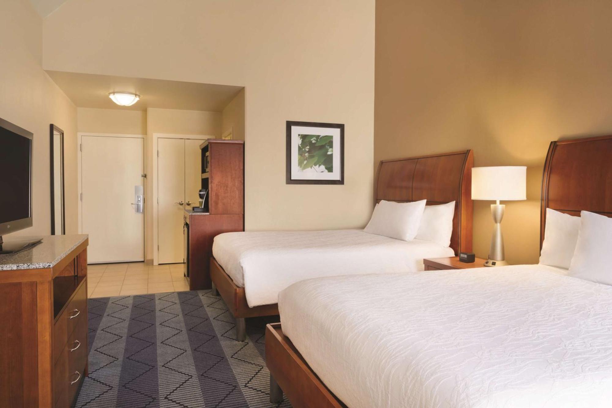 Hilton Garden Inn Lancaster Rohrerstown Exterior photo