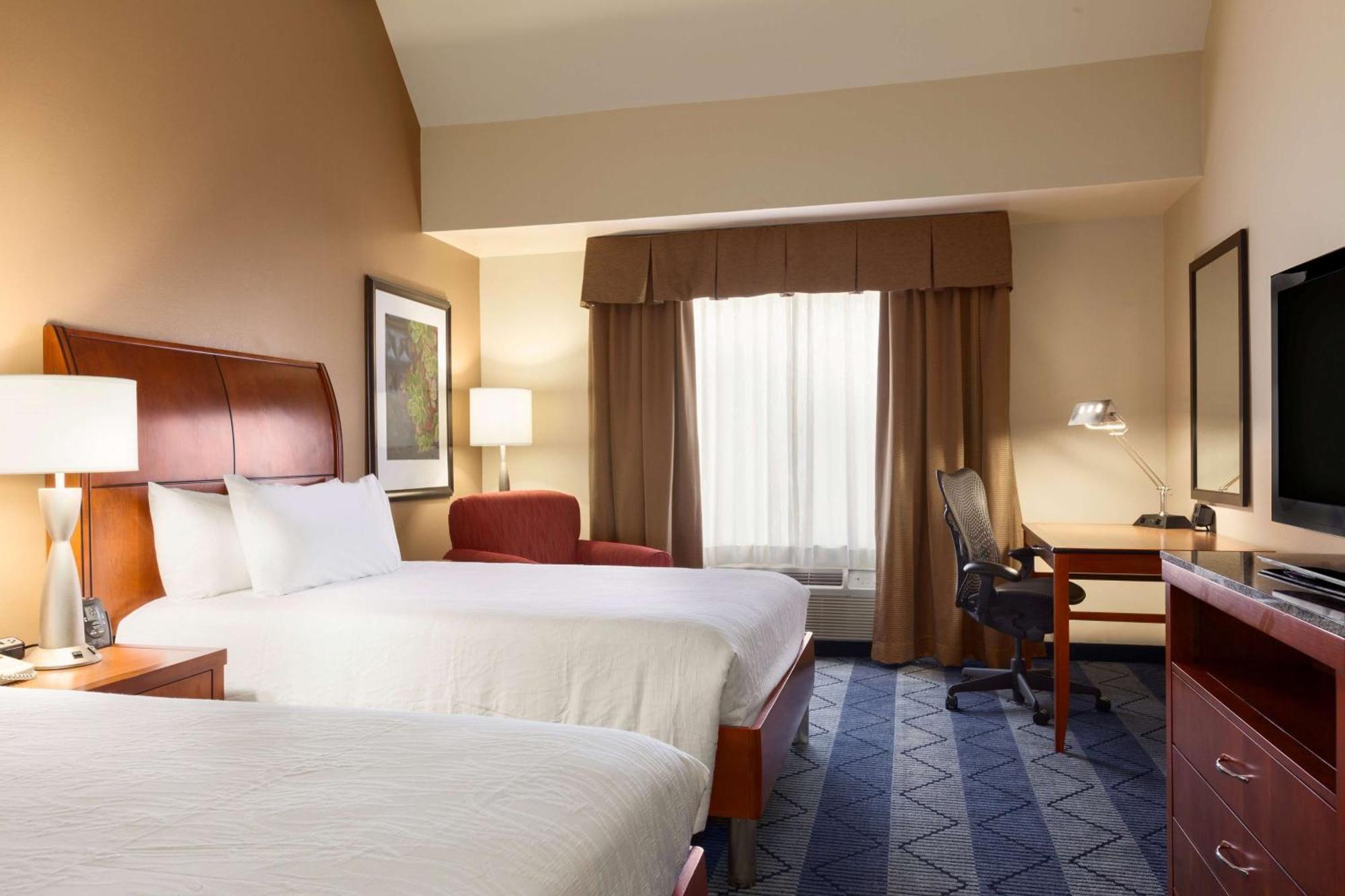 Hilton Garden Inn Lancaster Rohrerstown Exterior photo